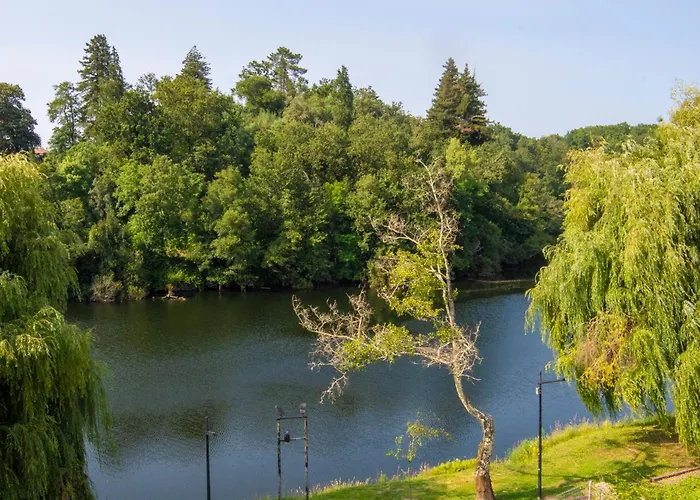 Cantinho Do Rio * 폰테다바카